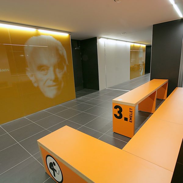 1.CORVINUS_folyoso_01_x 1.CORVINUS_folyoso_01_x